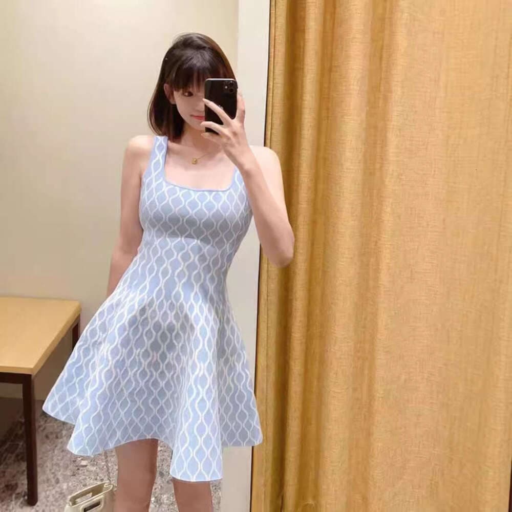2026 autumn new designer blue knitted belt women's slim fit sleeveless A-line skirt